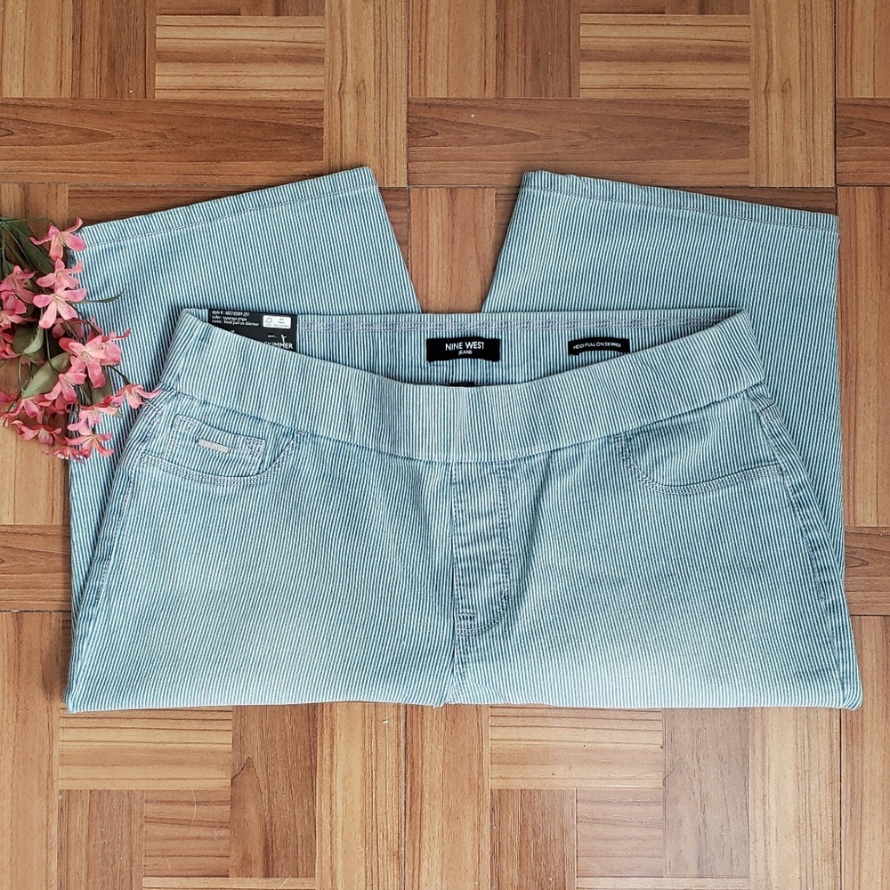 NINE WEST HEIDI pull on skimmer - Picture 2 of 4